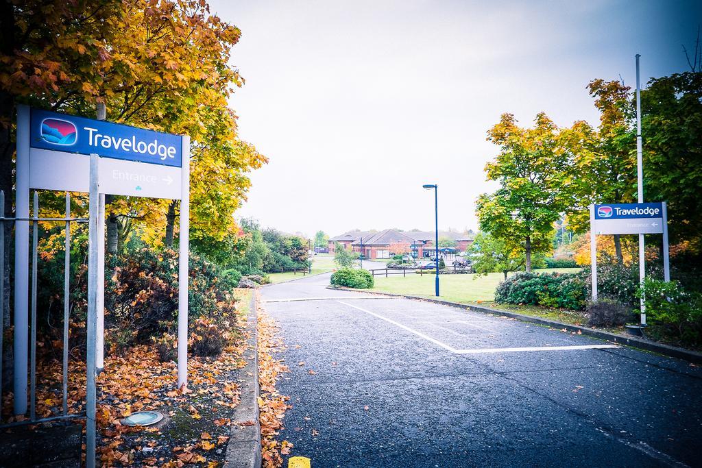 Travelodge Dublin Phoenix Park Castleknock Exterior foto