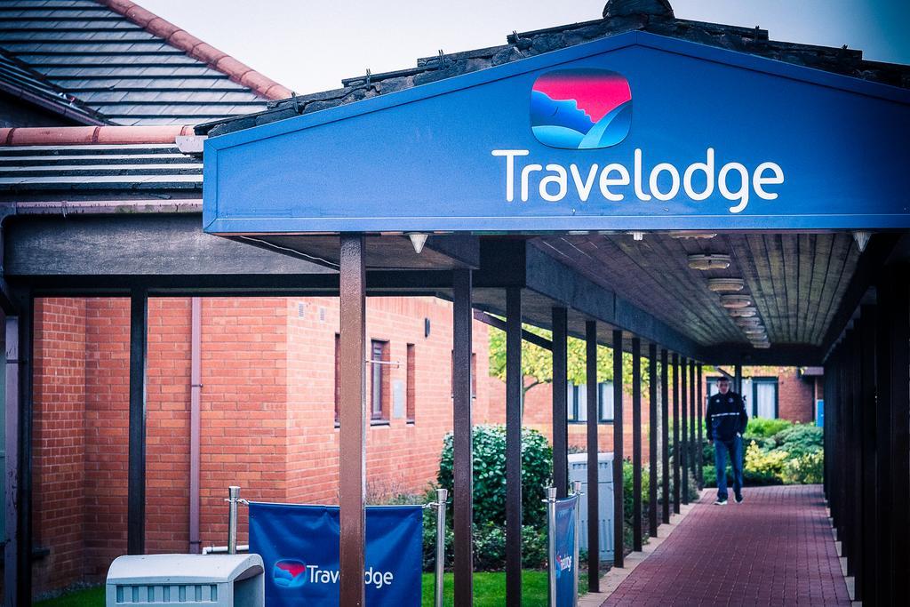 Travelodge Dublin Phoenix Park Castleknock Exterior foto